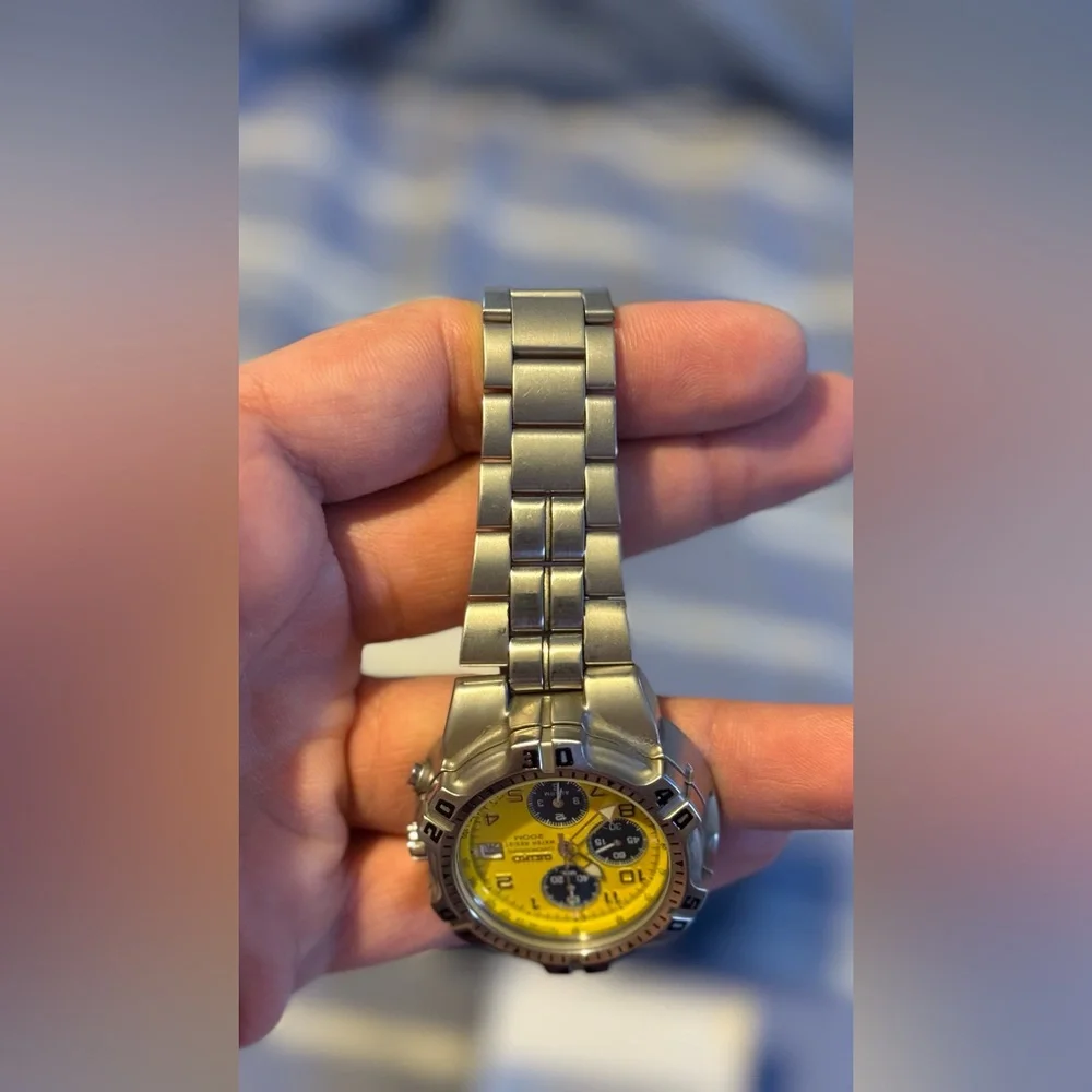 Men’s Vintage Seiko Chronograph Diver’s Watch Yellow Dial SNA-281 7T62-0CL0 - Picture 5 of 13